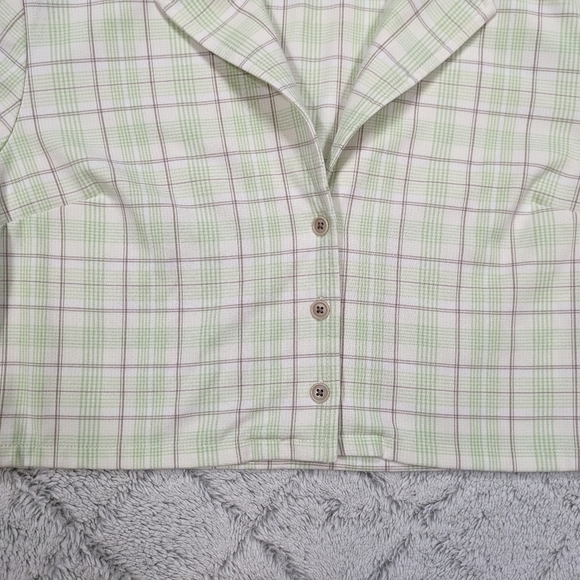 Aritzia Sunday Best Shirt Women's M Green Plaid Tuesday Crop Button Notch Collar - Picture 2 of 8